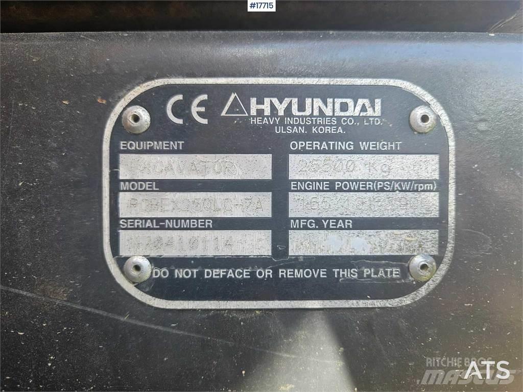 Hyundai 250 LC- 7A حفارات زحافة