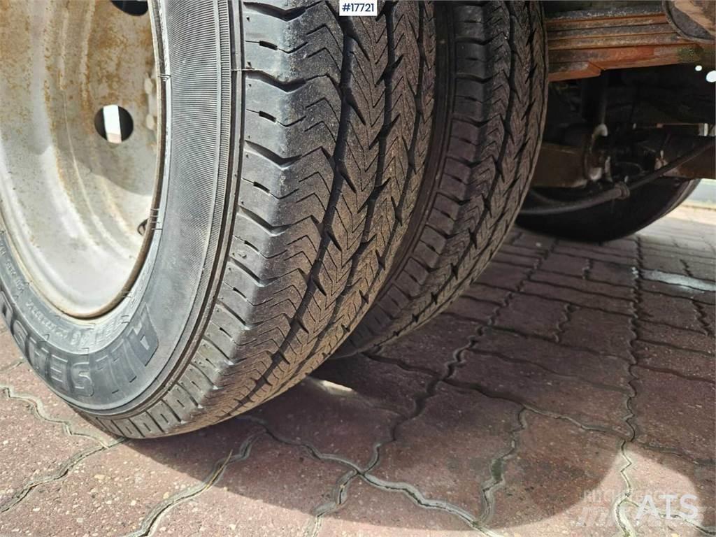 Iveco Daily 35C11 شاحنات الرافعات