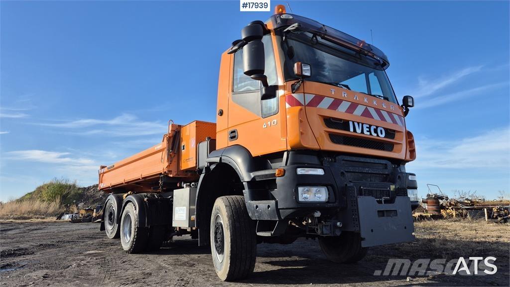 Iveco Trakker 410 شاحنات قلابة
