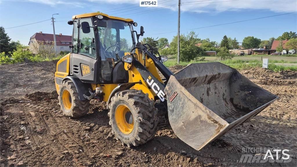 JCB 407 T4 لوادر بعجل