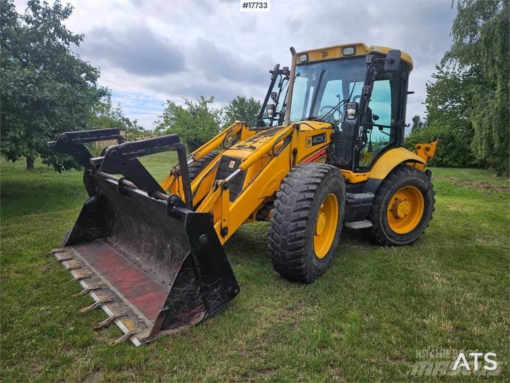 JCB 4CX لوادر ذات جرافات عكسية