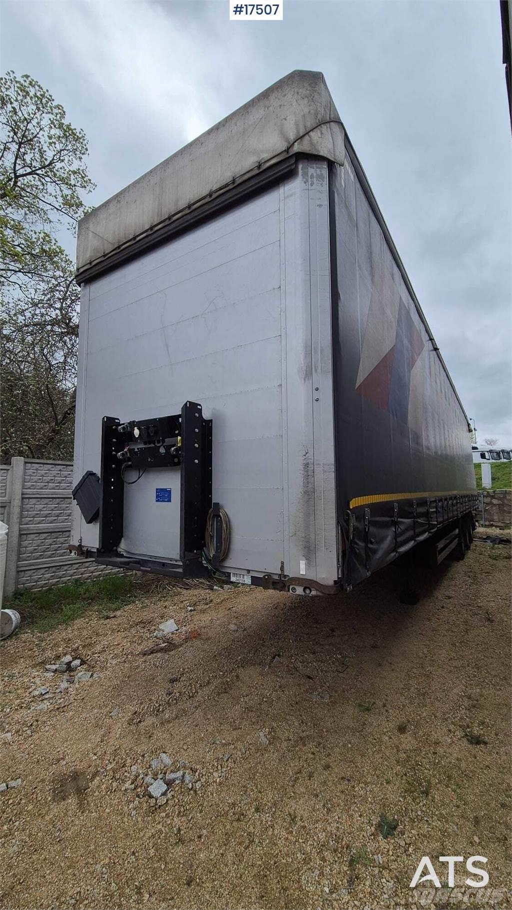 Kögel S-24 نصف مقطورات بباب جانبي