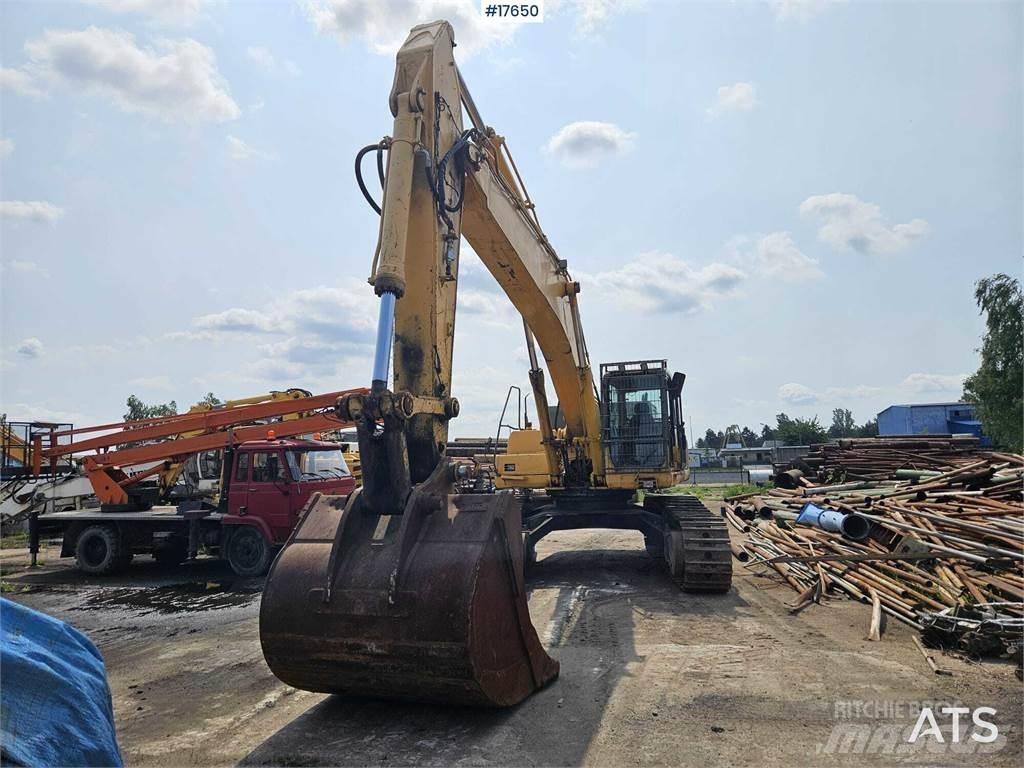 Komatsu PC450 حفارات زحافة