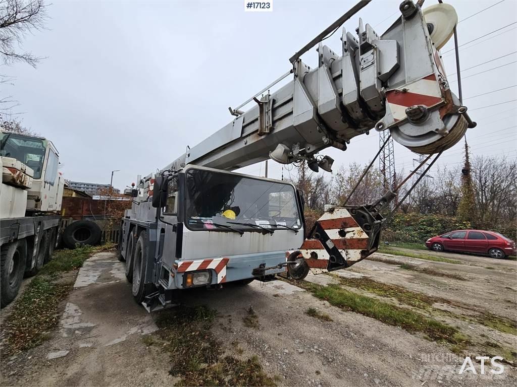 Liebherr 1050-1 رافعات صالحة لكل أنواع الطرق