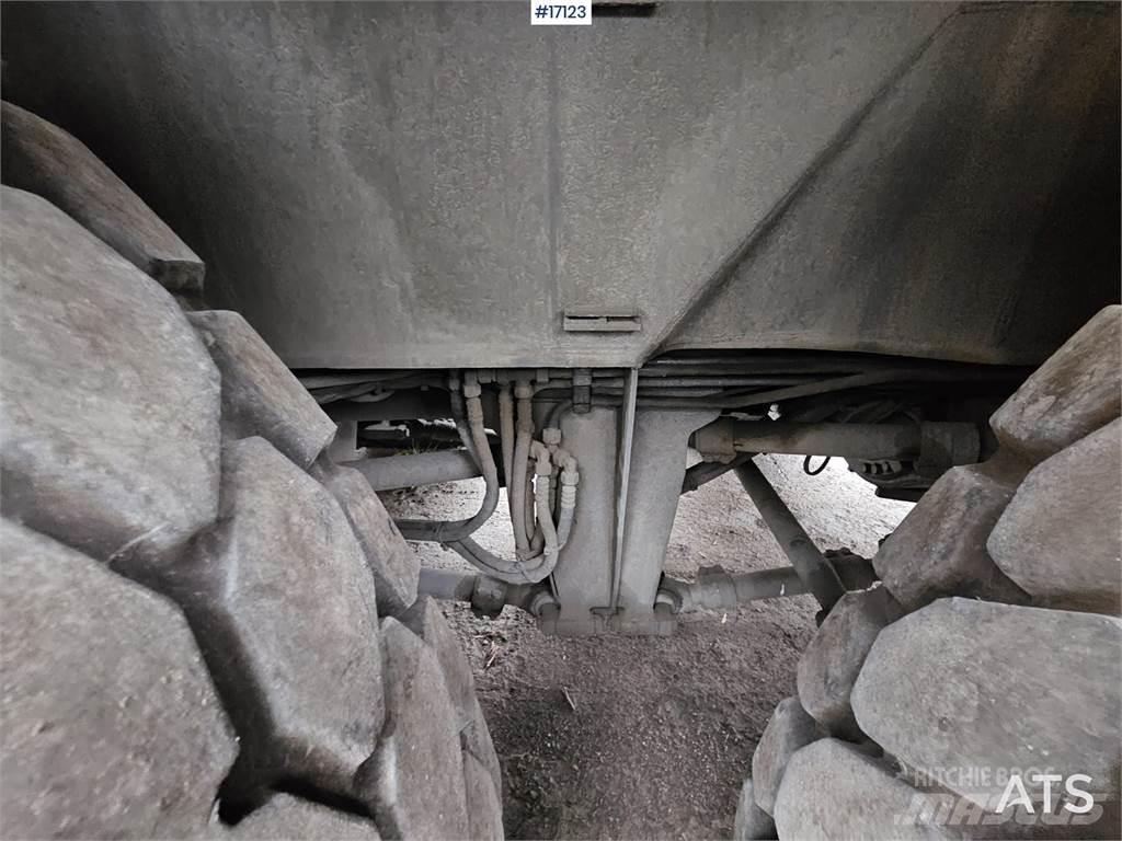 Liebherr 1050-1 رافعات صالحة لكل أنواع الطرق