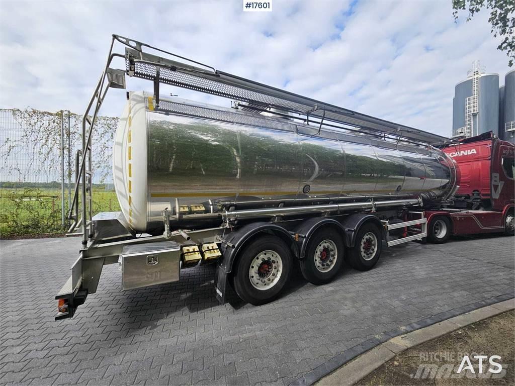 Magyar 6 Ms 2B6 07 نصف مقطورات مقطورة 