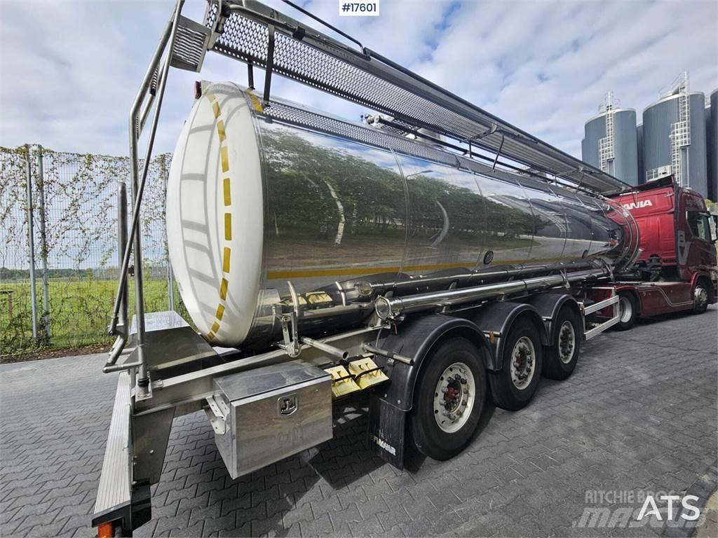 Magyar 6 Ms 2B6 07 نصف مقطورات مقطورة 