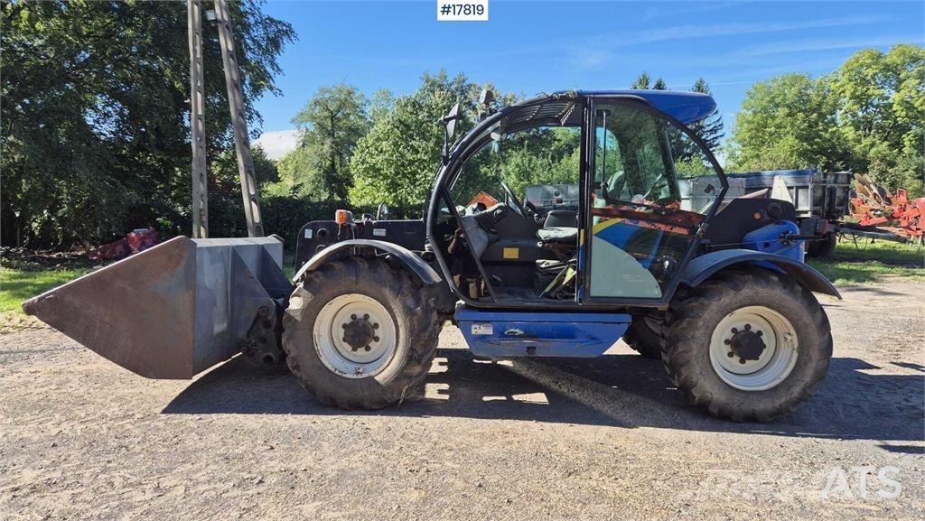 New Holland LM 5060 مناولات متداخلة
