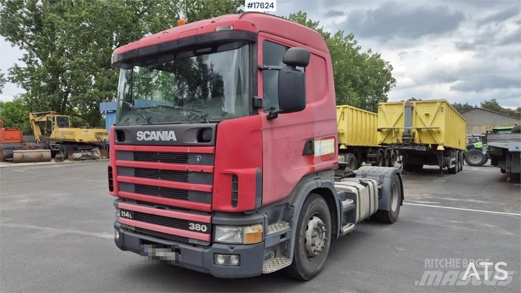 Scania 114L 380 وحدات الجر
