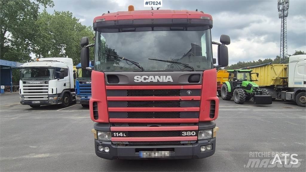 Scania 114L 380 وحدات الجر