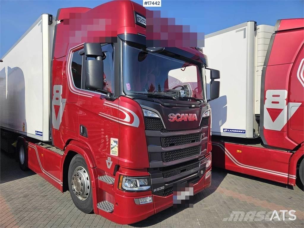 Scania R530 V8 وحدات الجر