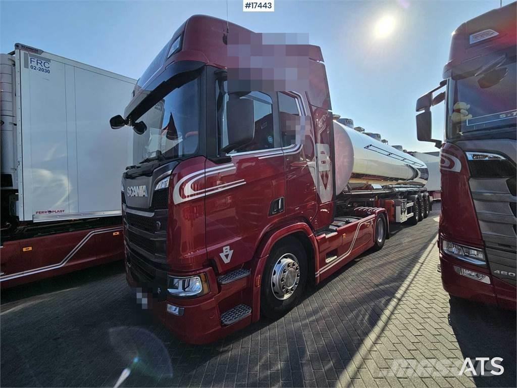 Scania R530 V8 وحدات الجر