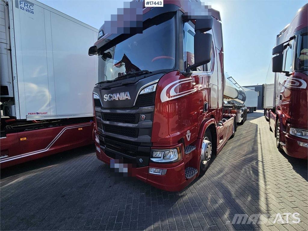 Scania R530 V8 وحدات الجر