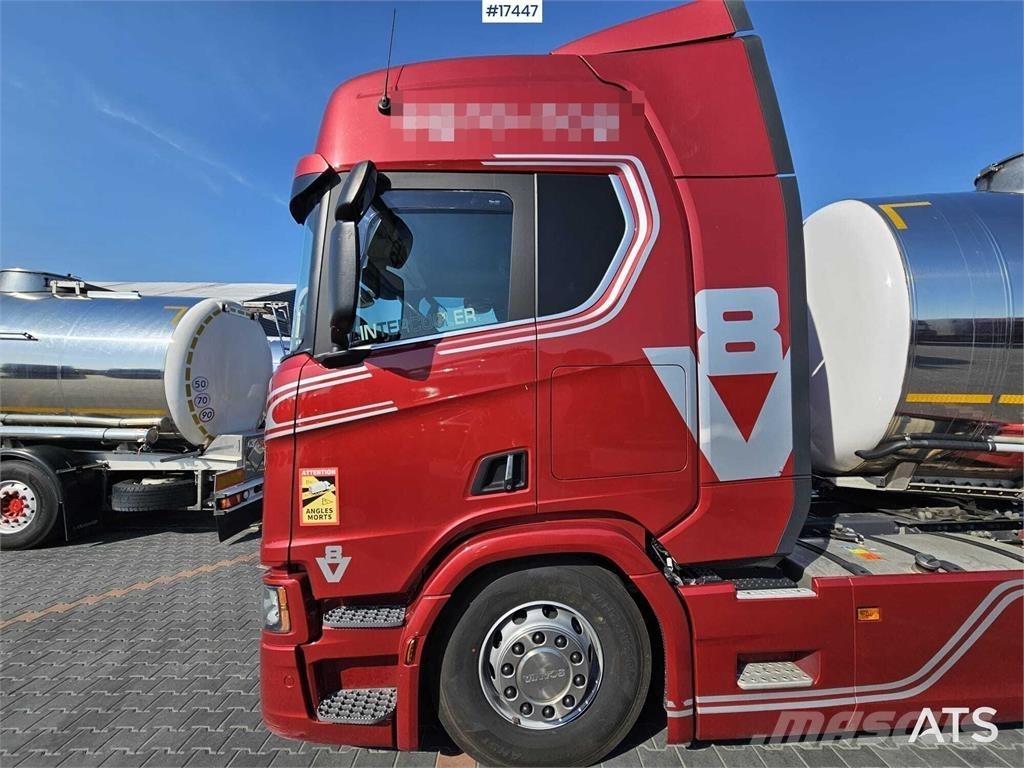 Scania R530 V8 وحدات الجر