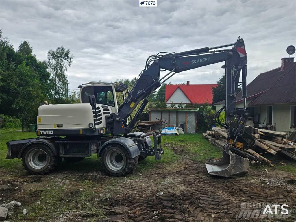 Schaeff TW 110 حفارات بعجل