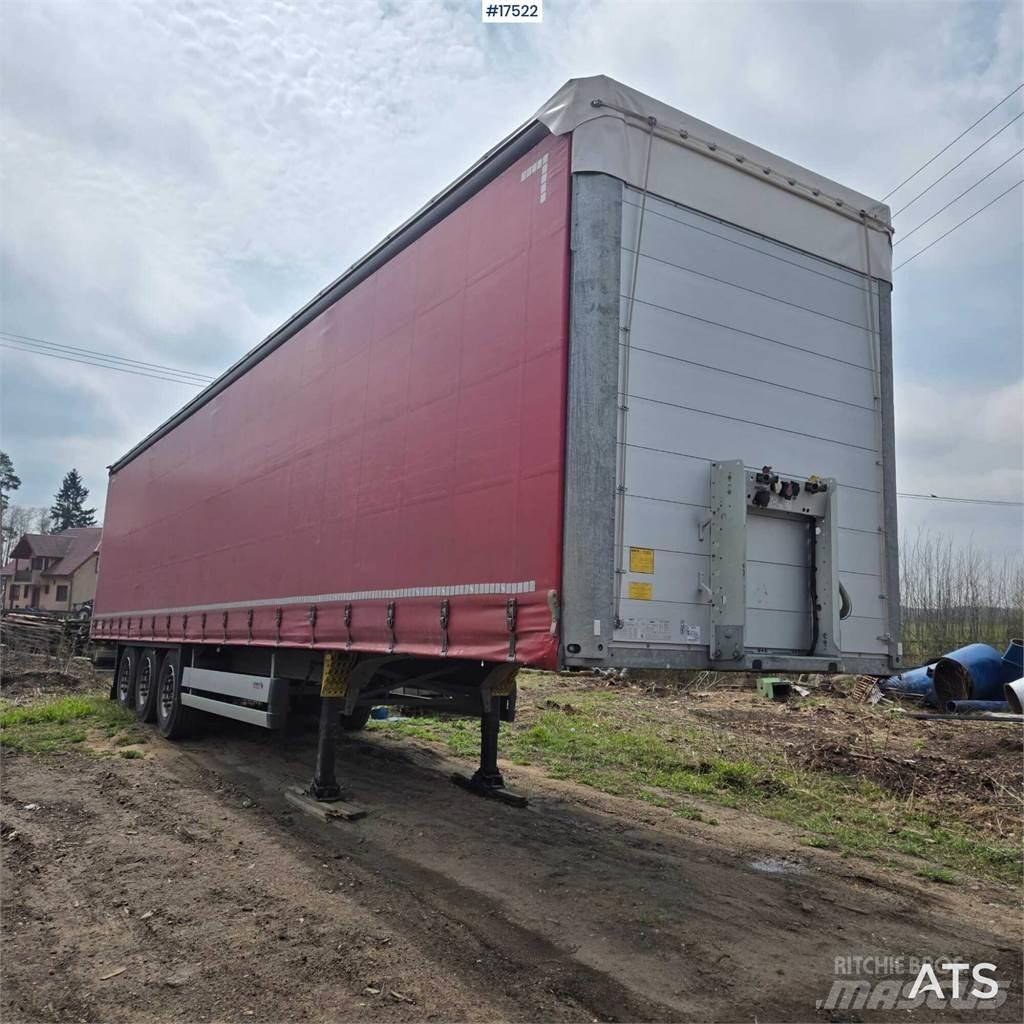 Schmitz SCB*53T نصف مقطورات بباب جانبي