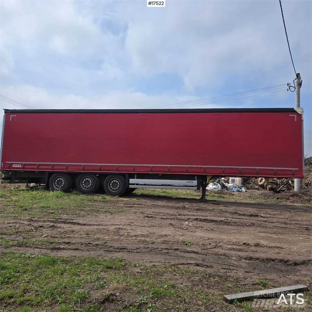 Schmitz SCB*53T نصف مقطورات بباب جانبي