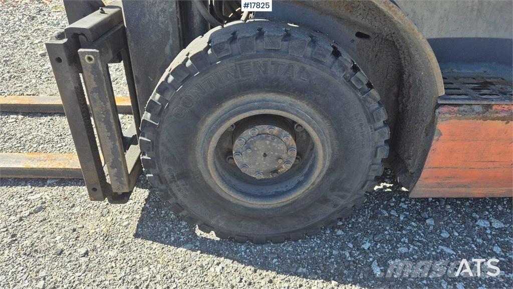 Toyota 02-8FGF15 شاحنات ذات رافعات شوكية - أخرى