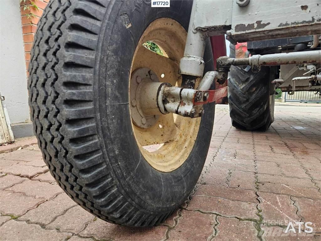 Ursus C 360 الجرارات