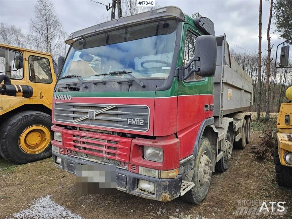 Volvo 420 8x4 شاحنات قلابة
