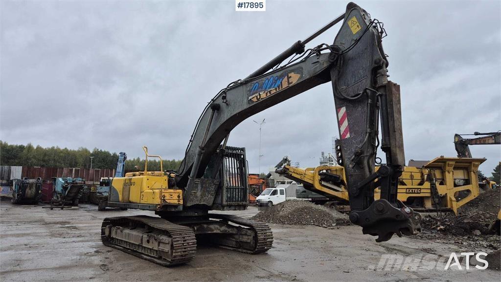 Volvo EC 290 CL حفارات زحافة