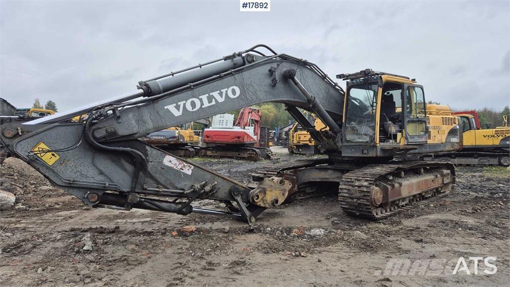 Volvo EC 460 BLC حفارات زحافة