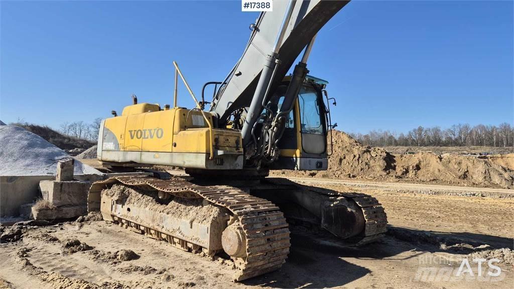 Volvo EC460BLC حفارات زحافة