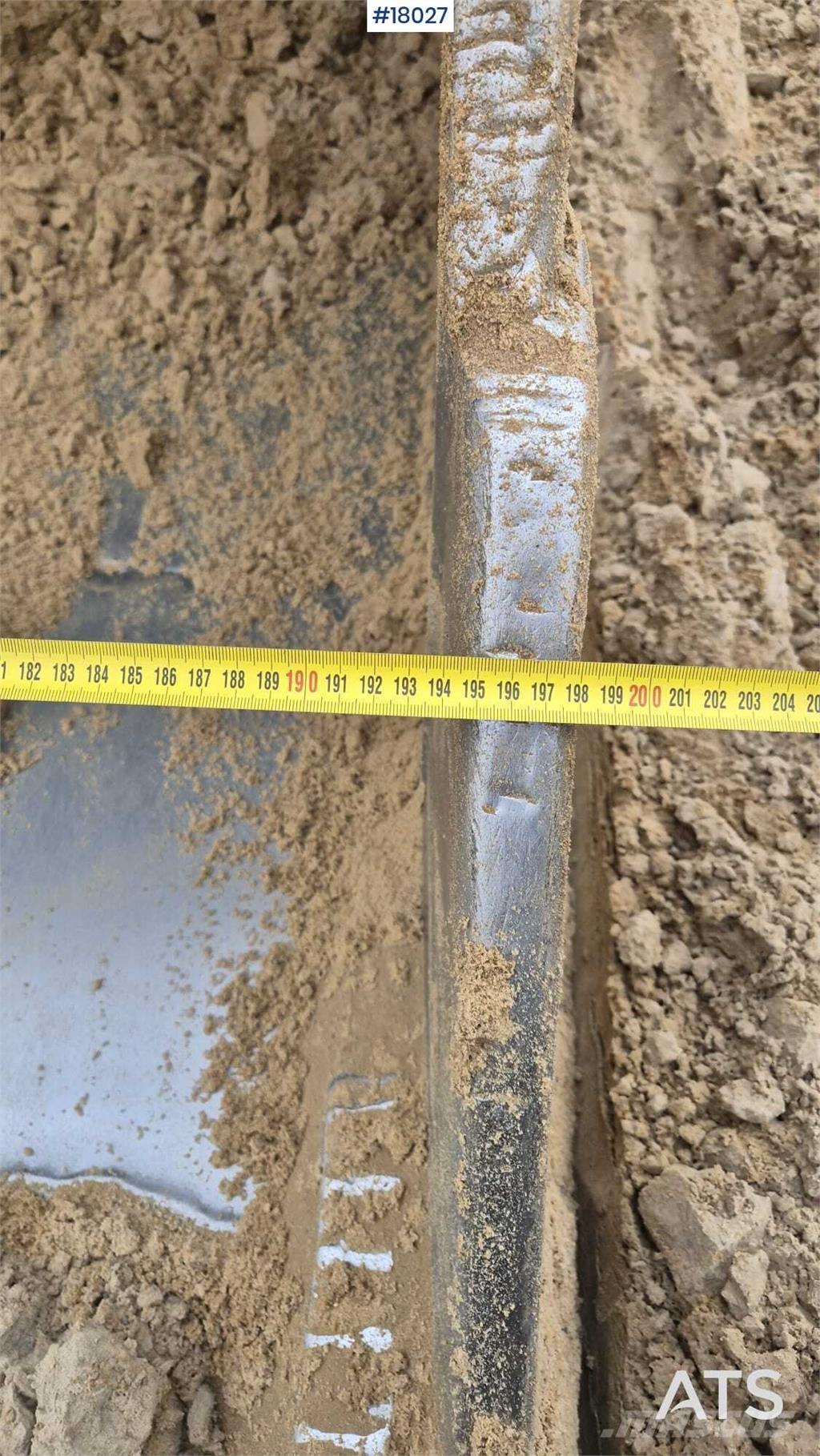 Volvo EC480EL حفارات زحافة