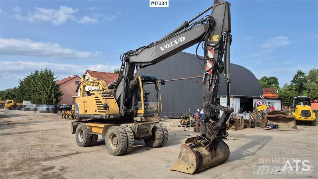 Volvo EW 180 B حفارات بعجل