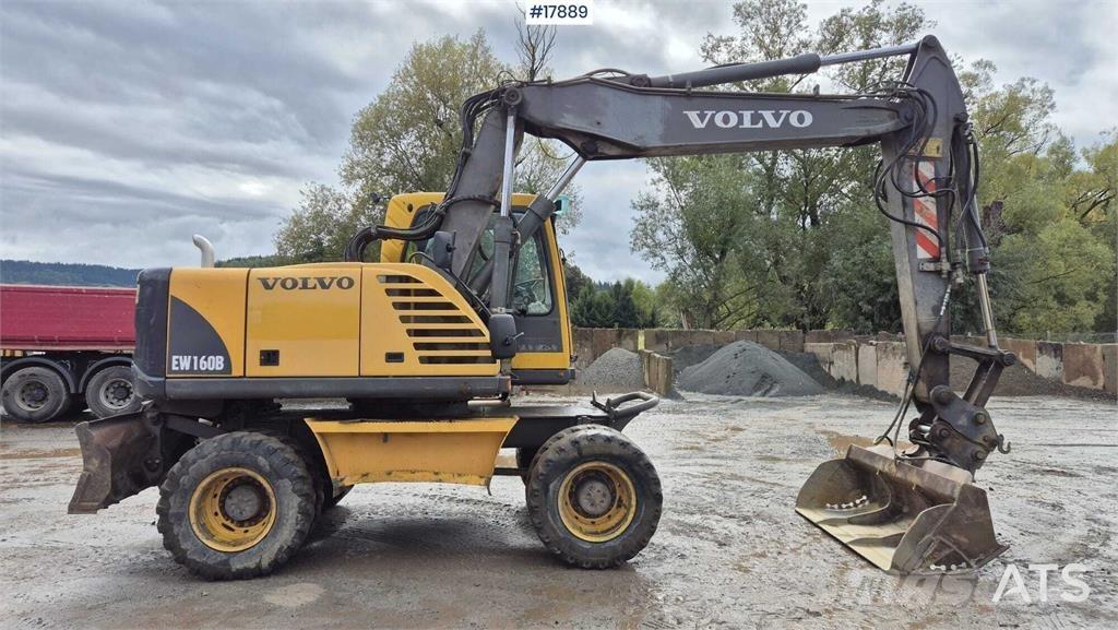 Volvo EW160B حفارات بعجل