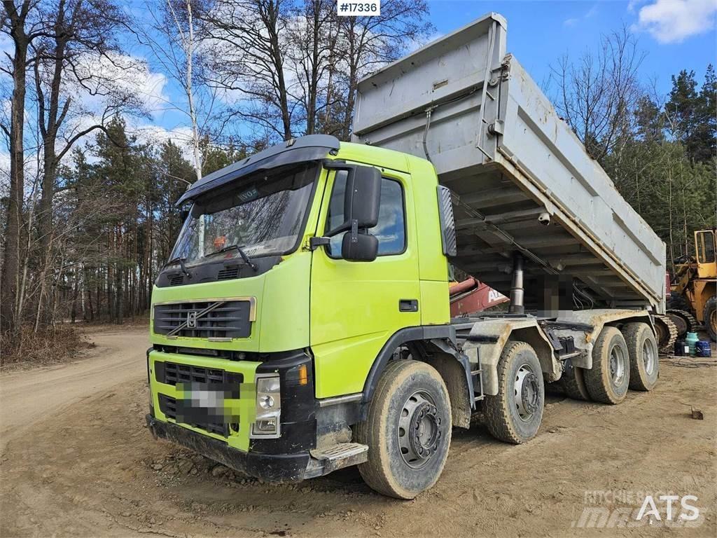 Volvo fm 84R13 8x4 شاحنات قلابة