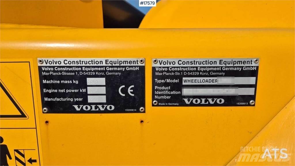 Volvo L30G لوادر بعجل
