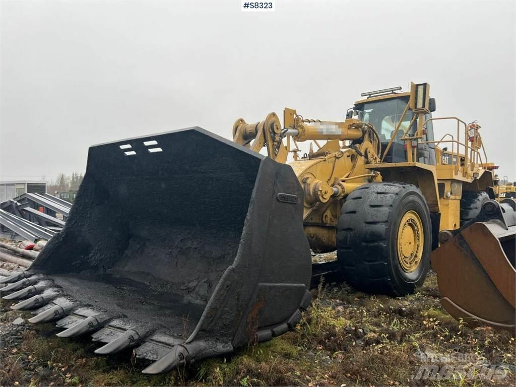 CAT 988H بلدوزرات بعجلات