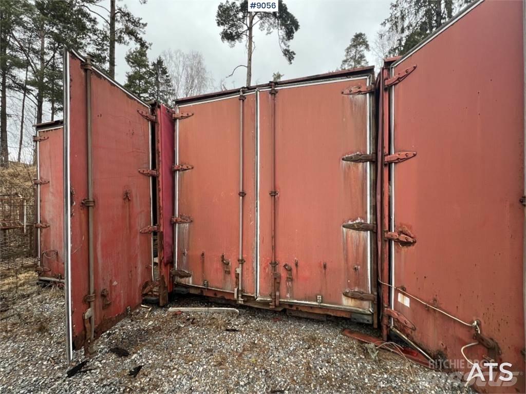  Container Med kapell ثكنات البناء