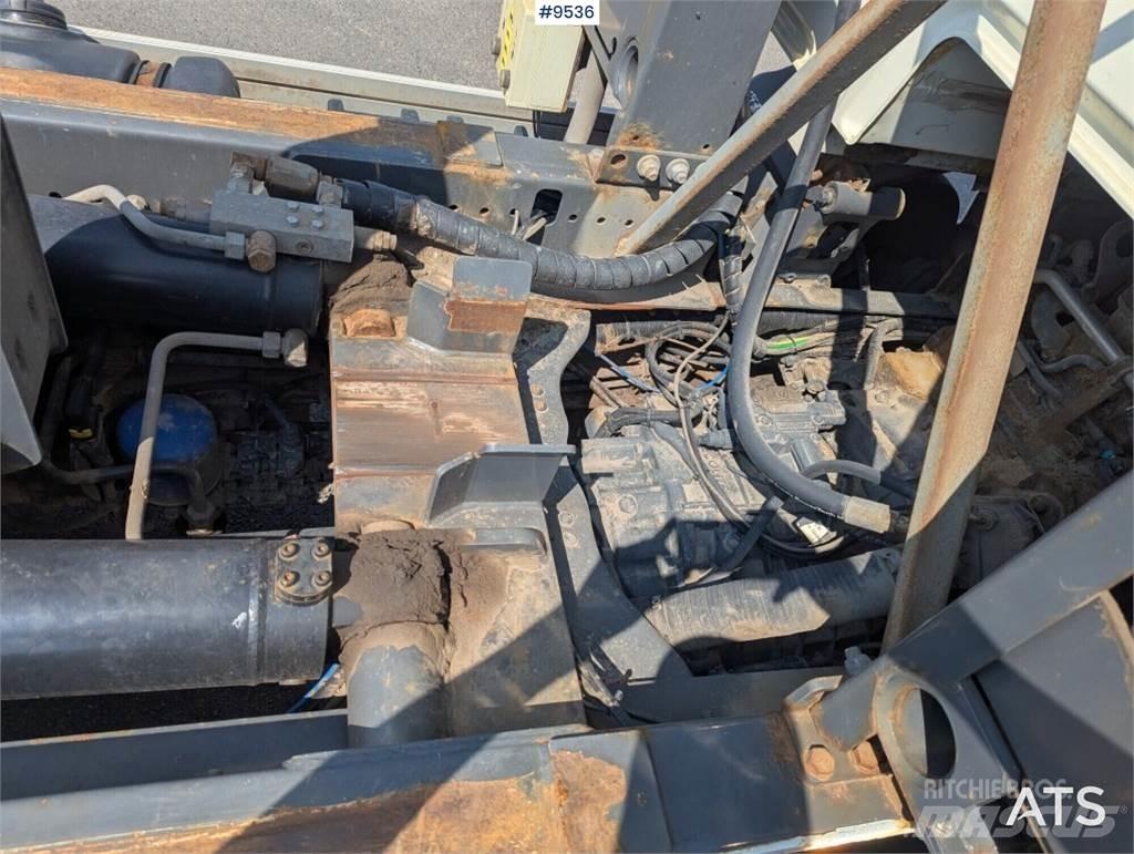 DAF FA LF260I  شاحنات الرافعات الخطافية