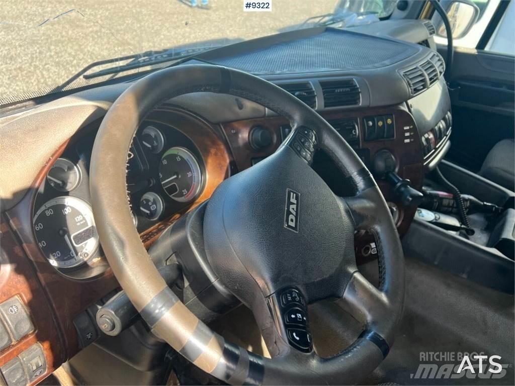DAF FAN 85410T شاحنات بمقصورة وهيكل