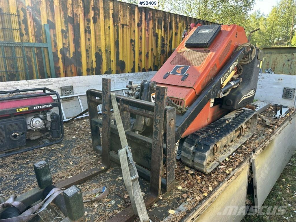 Ditch Witch SK650 لوادر انزلاقية التوجيه