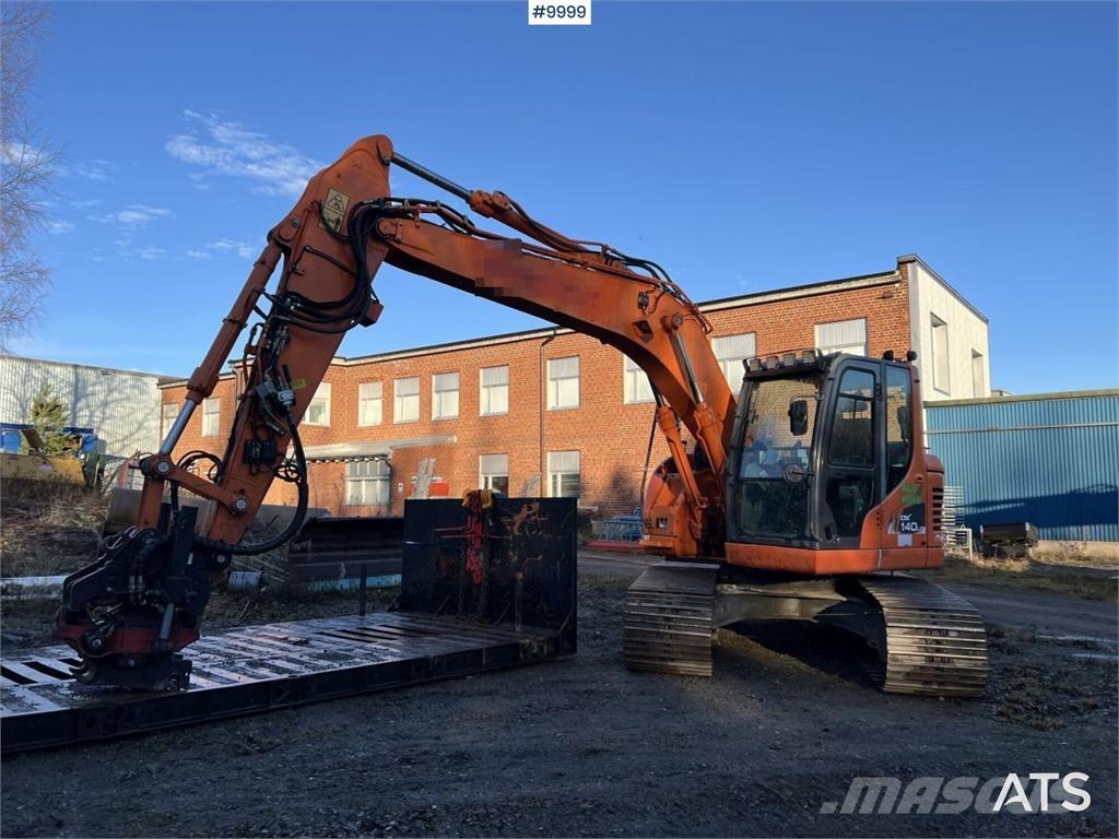 Doosan DX140LCR-3 حفارات زحافة