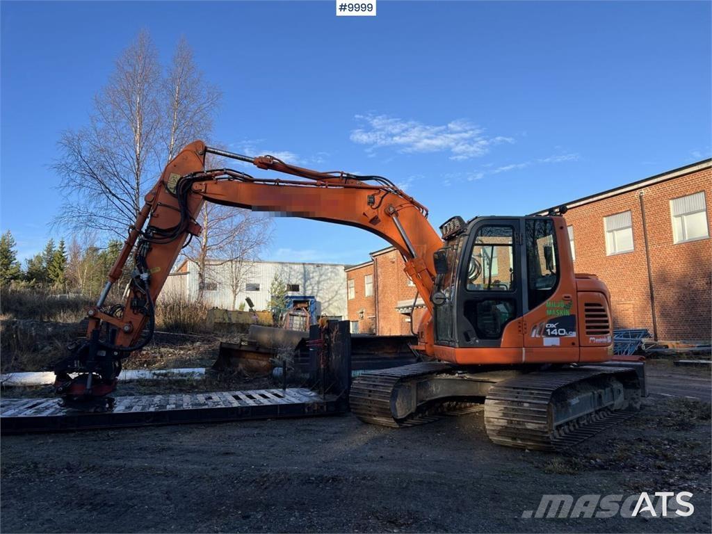 Doosan DX140LCR-3 حفارات زحافة