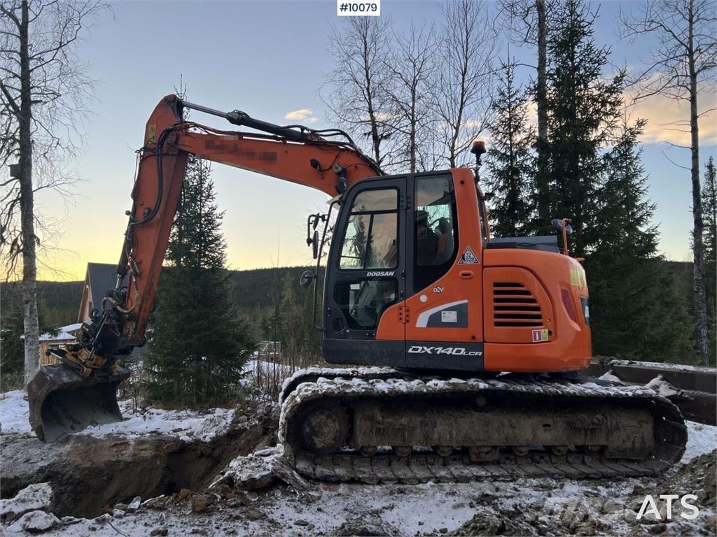Doosan DX140LCR-5 حفارات زحافة