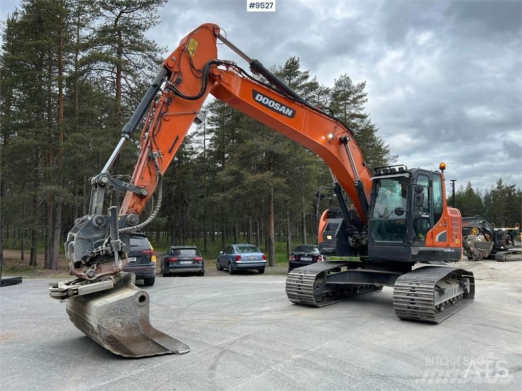 Doosan DX235LCR حفارات زحافة