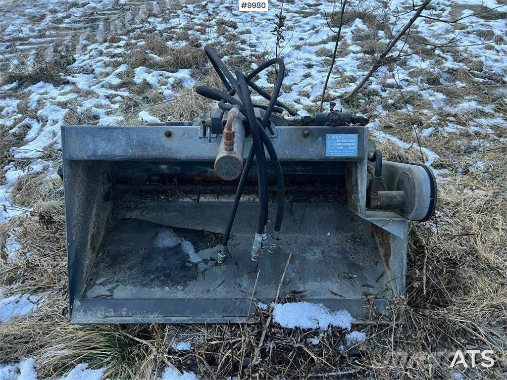 Fjärås 250-1100 معدات نشر الرمال والملح