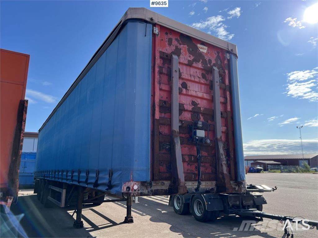 Fruehauf SS136/P3S نصف مقطورات بباب جانبي