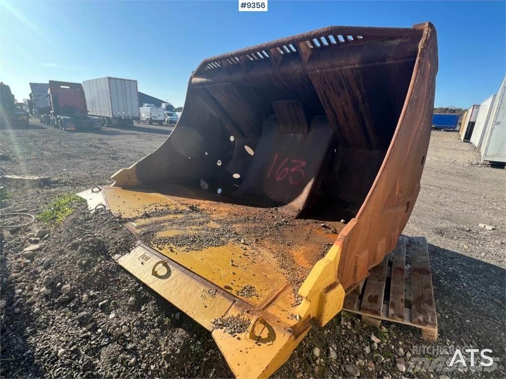  Grävskopa Cat980 مكونات أخرى
