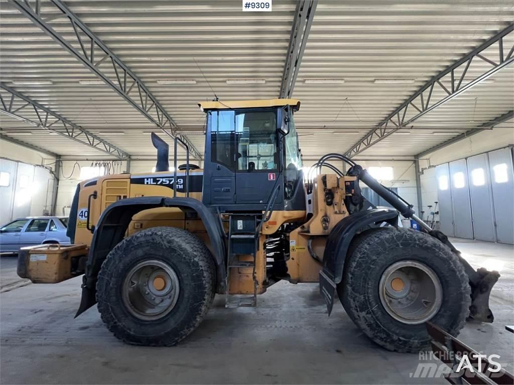 Hyundai HL757TM-9 لوادر بعجل