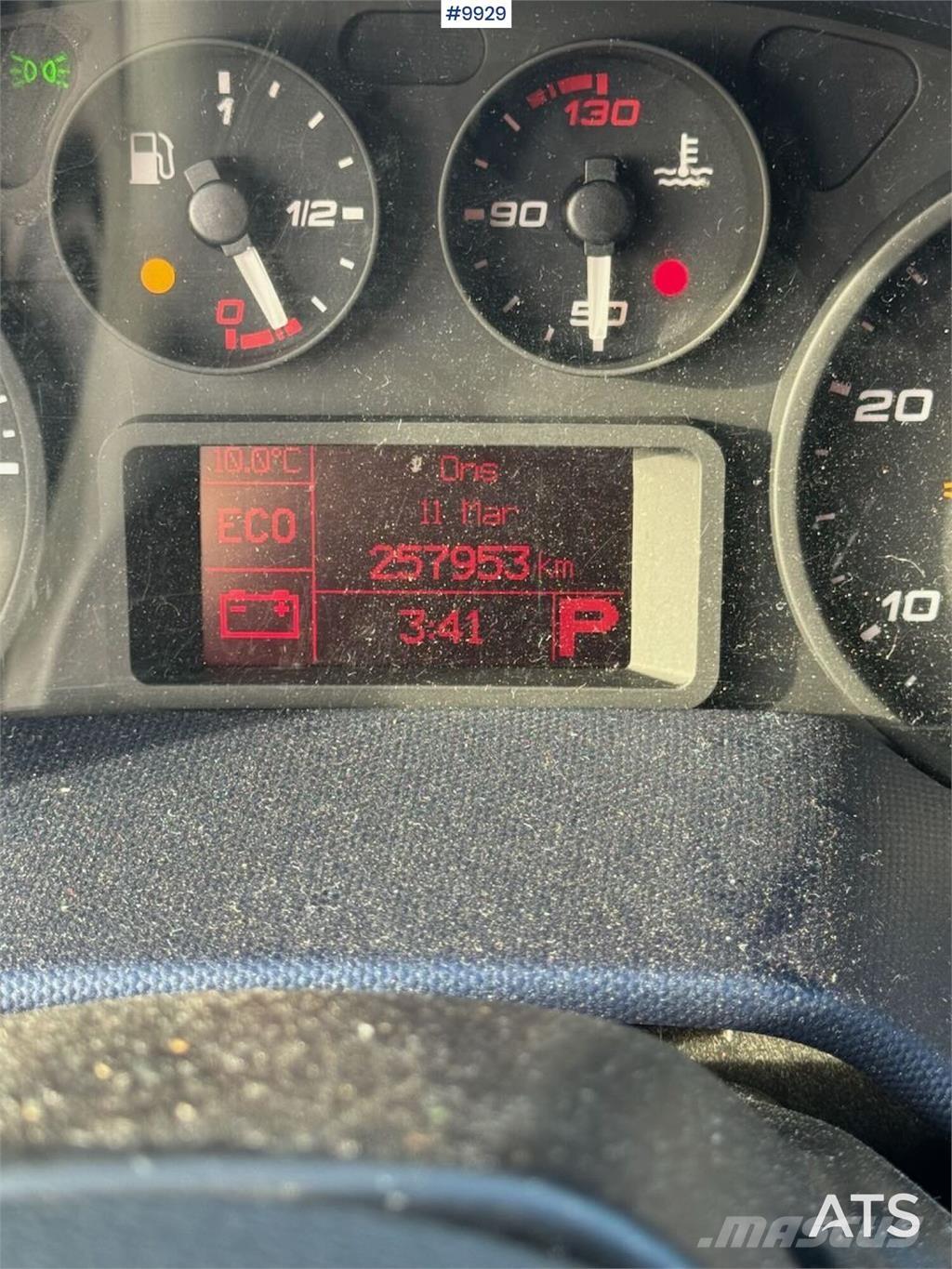 Iveco Daily شاحنة مقفلة