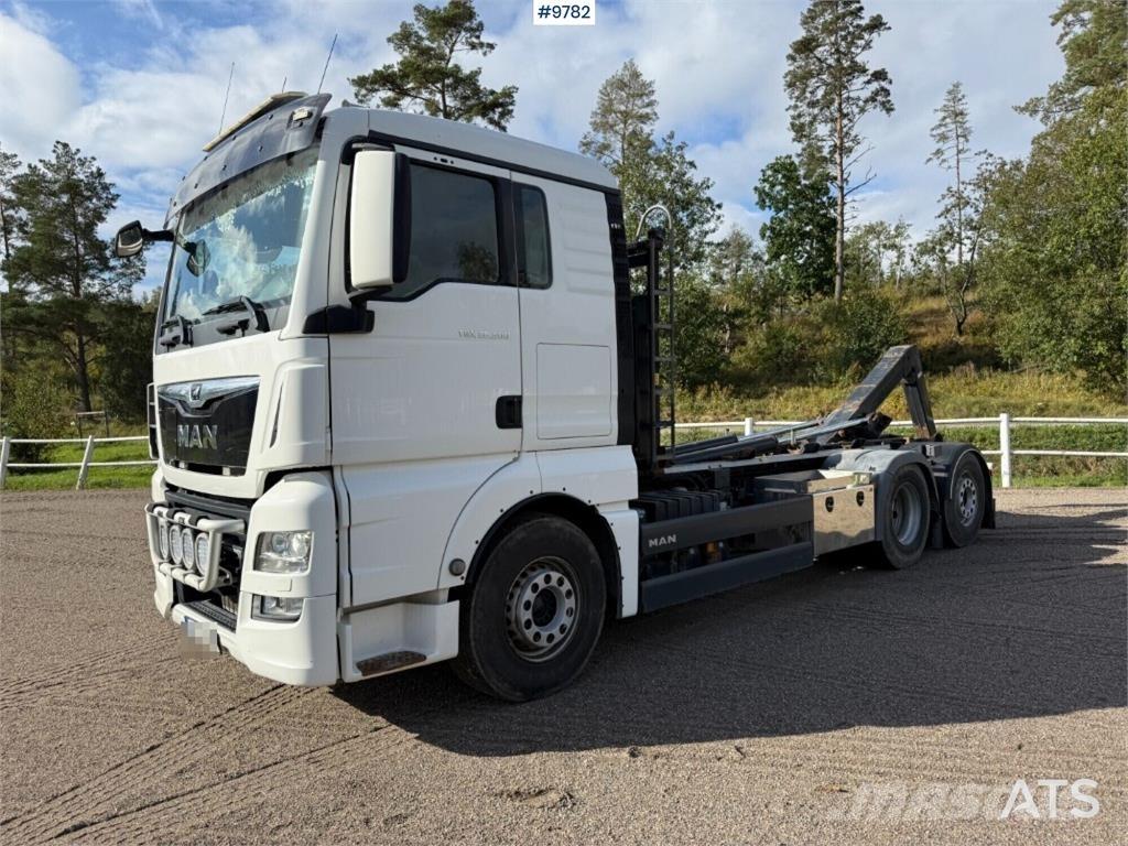 MAN TGX 26.500 6X2 شاحنات الرافعات الخطافية