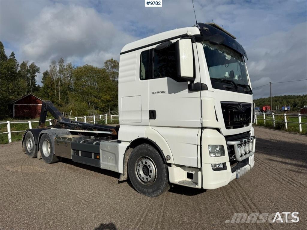MAN TGX 26.500 6X2 شاحنات الرافعات الخطافية