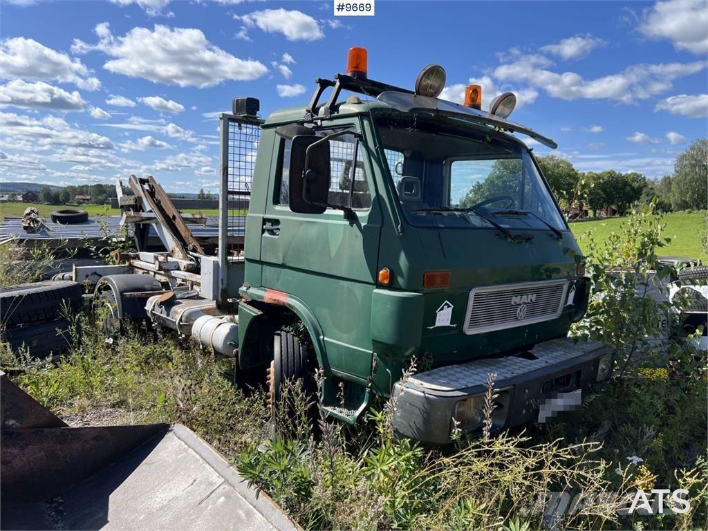 MAN VW 8,150 F شاحنات الرافعات الخطافية