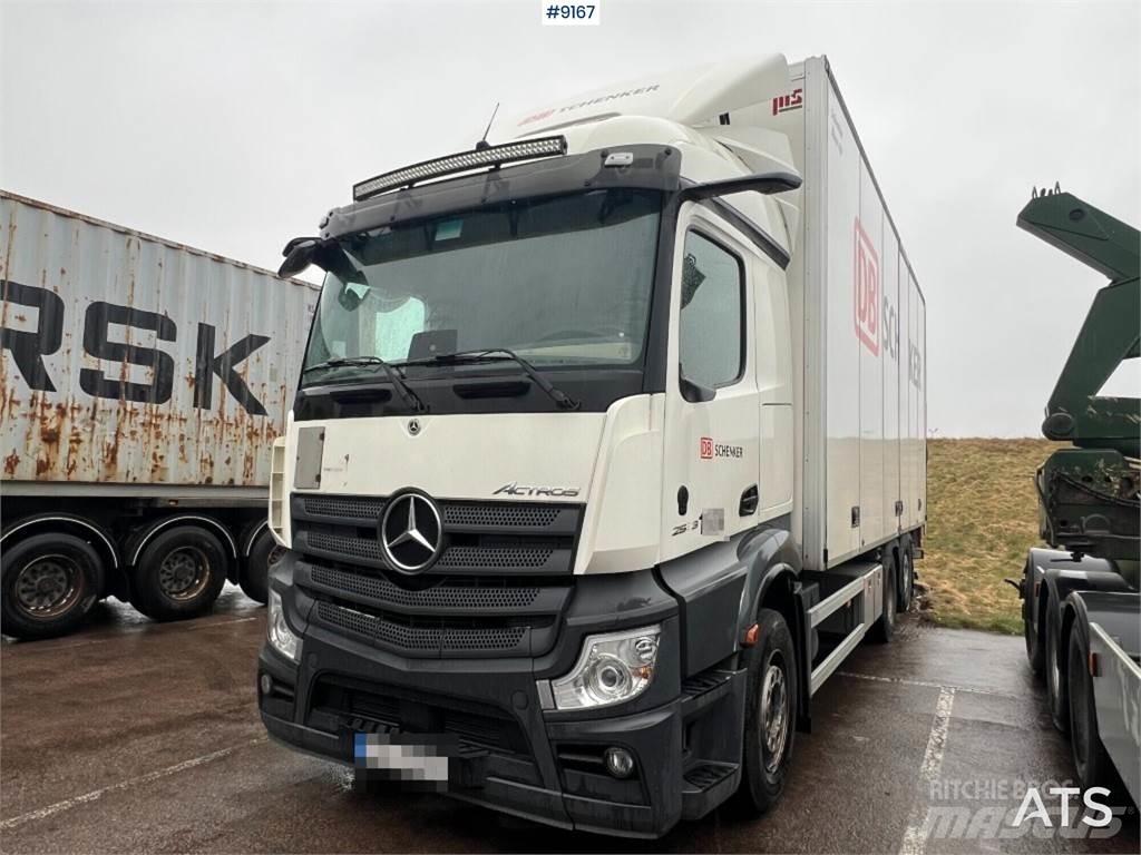 Mercedes-Benz Actros شاحنات ذات هيكل صندوقي